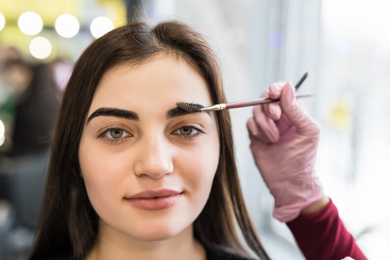 Brow Bar: Unleash the Artistry of Eyebrow Shaping and Enhance Your Facial Features
